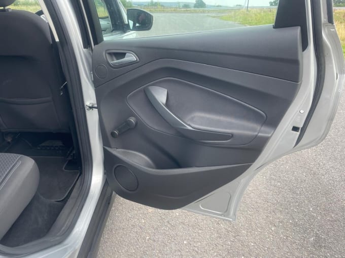 2025 Ford C-max