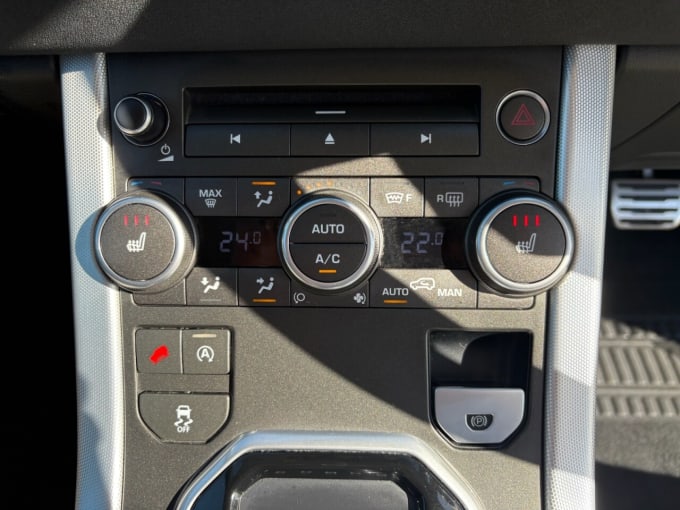 2025 Land Rover Range Rover Evoque
