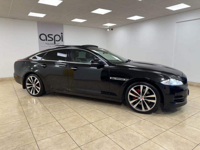 2025 Jaguar Xj