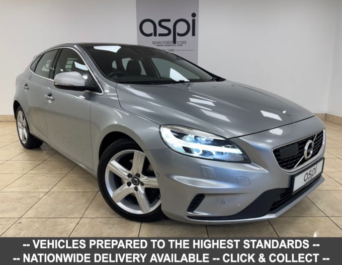 2025 Volvo V40