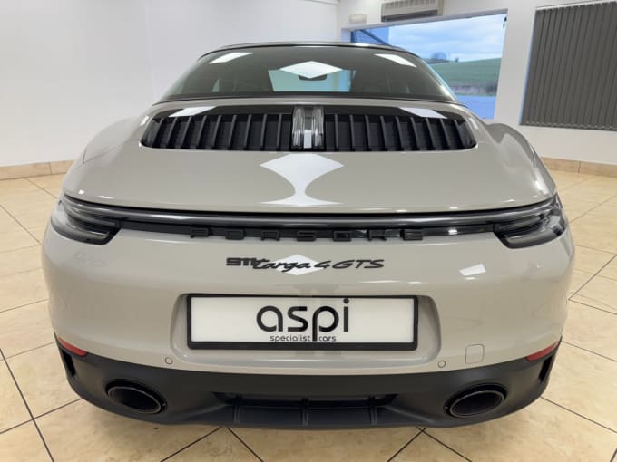 2025 Porsche 911