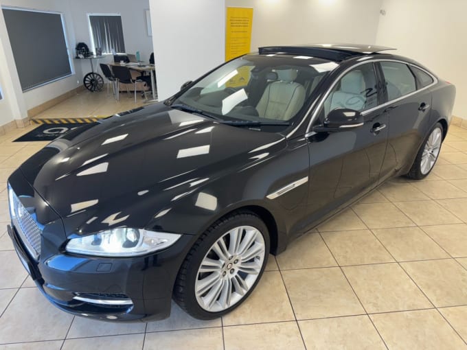 2025 Jaguar Xj