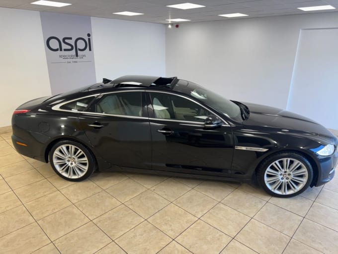 2025 Jaguar Xj