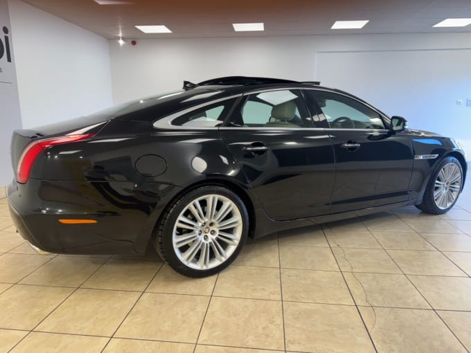 2025 Jaguar Xj