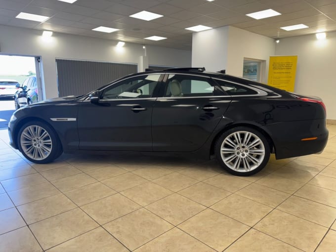 2025 Jaguar Xj