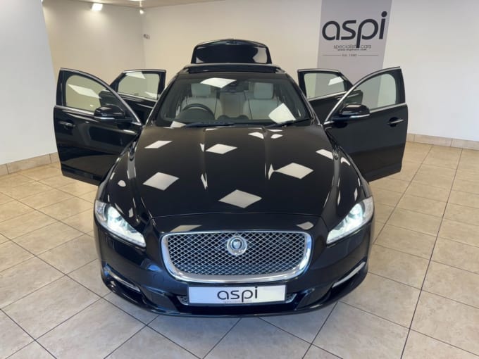 2025 Jaguar Xj