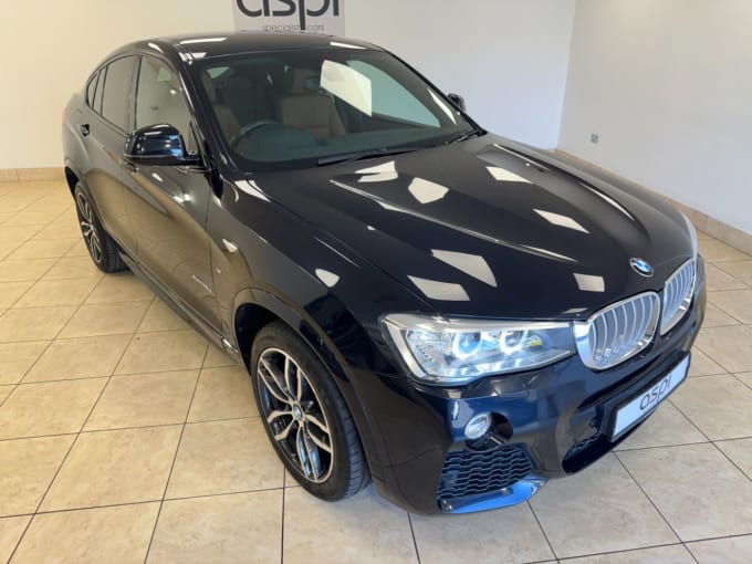 2025 BMW X4