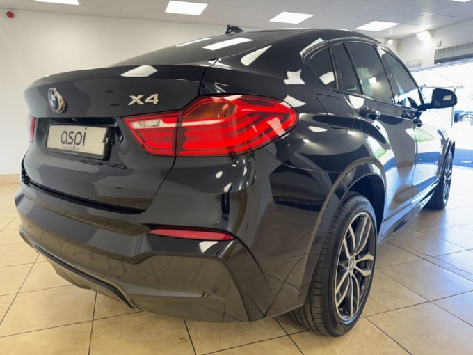 2025 BMW X4