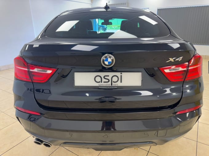 2025 BMW X4
