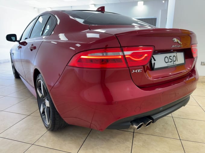 2025 Jaguar Xe