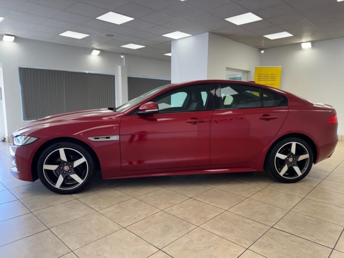2025 Jaguar Xe