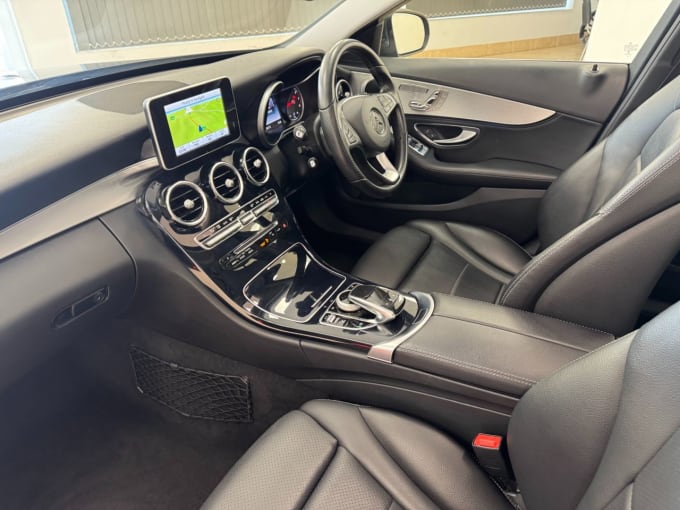 2025 Mercedes-benz C-class