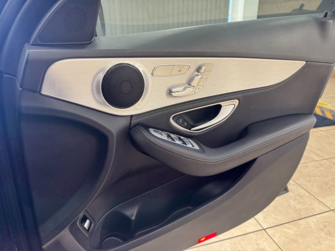 2025 Mercedes-benz C-class