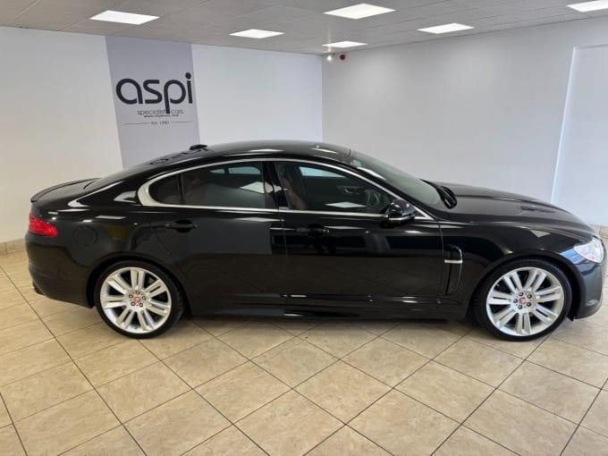 2025 Jaguar Xf