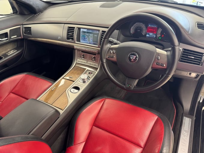 2025 Jaguar Xf