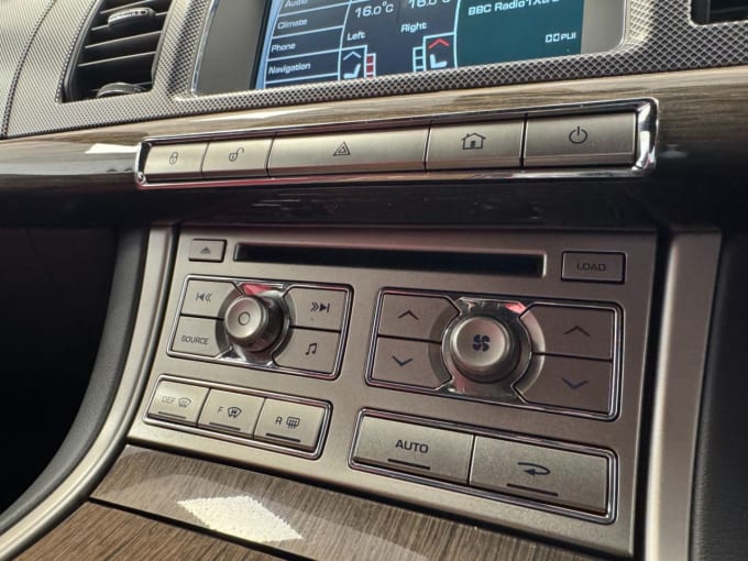 2025 Jaguar Xf