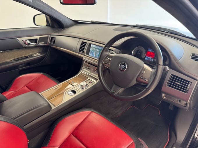 2025 Jaguar Xf