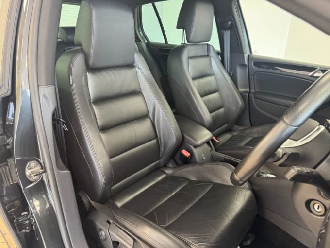 2011 Volkswagen Golf