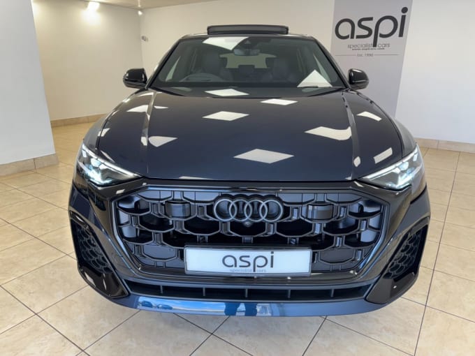 2025 Audi Sq8