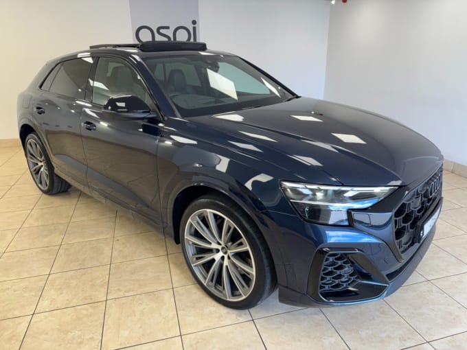 2025 Audi Sq8
