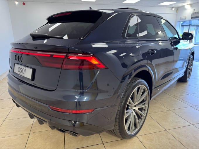2025 Audi Sq8