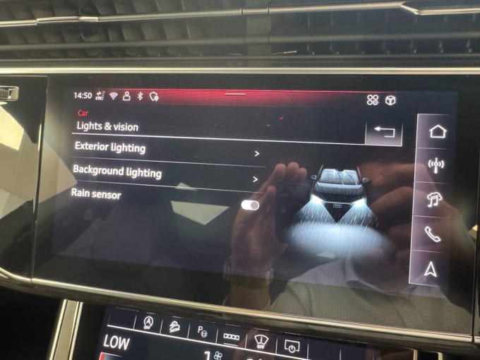 2025 Audi Sq8