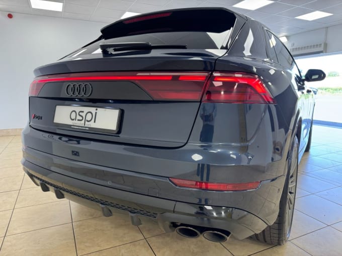 2025 Audi Sq8