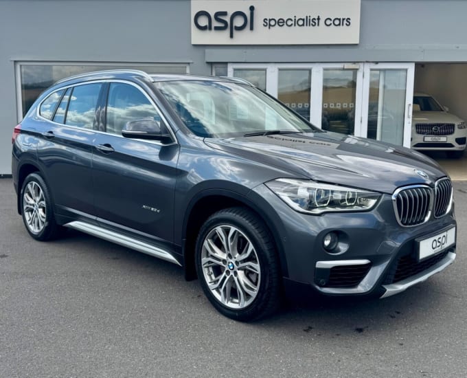 2025 BMW X1