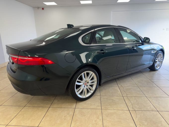 2017 Jaguar Xf