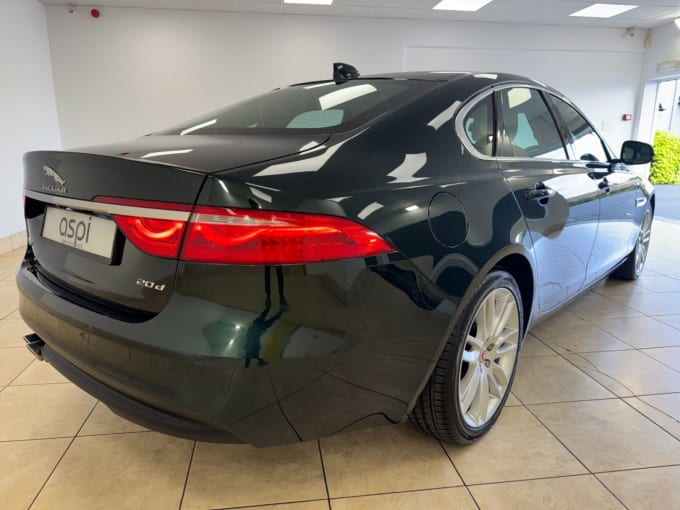 2017 Jaguar Xf