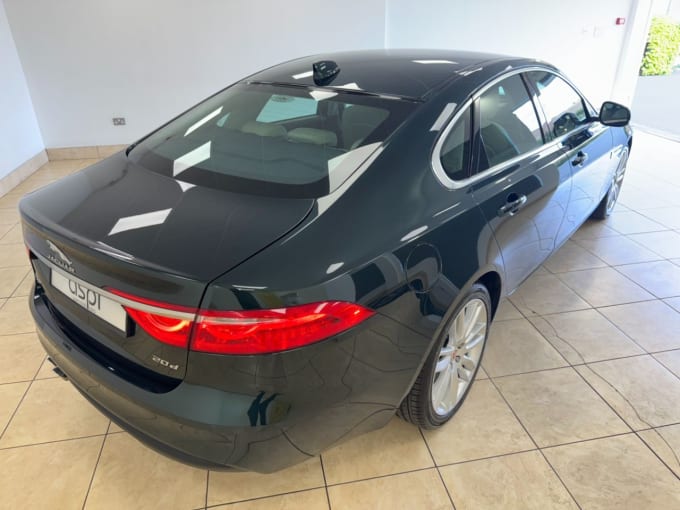 2017 Jaguar Xf