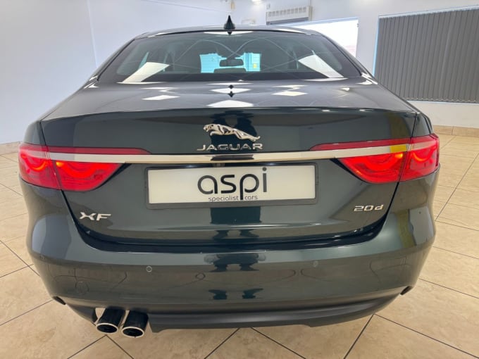 2017 Jaguar Xf