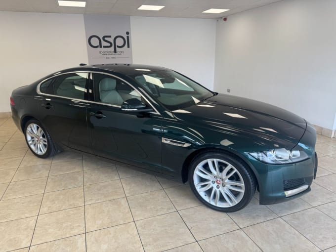 2017 Jaguar Xf