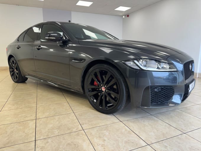 2016 Jaguar Xf