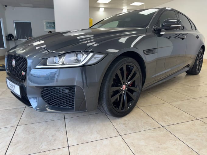 2016 Jaguar Xf