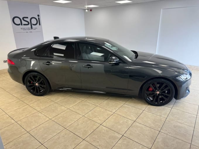 2016 Jaguar Xf