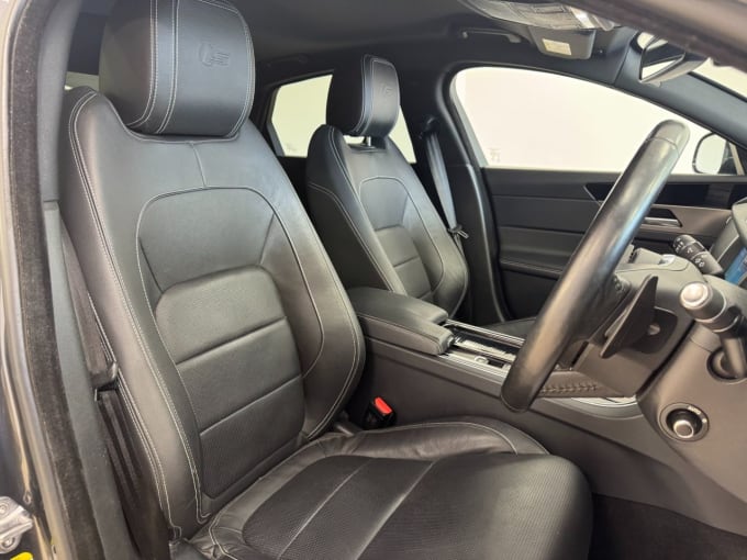 2016 Jaguar Xf