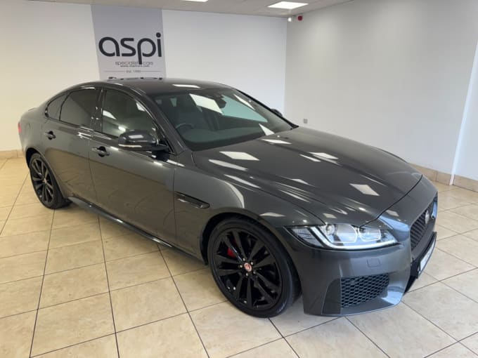 2016 Jaguar Xf