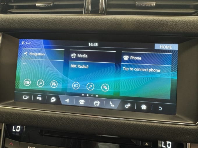 2016 Jaguar Xf