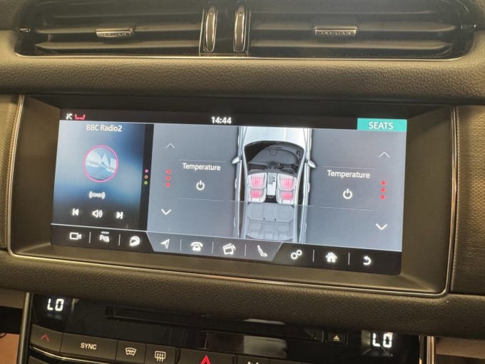 2016 Jaguar Xf