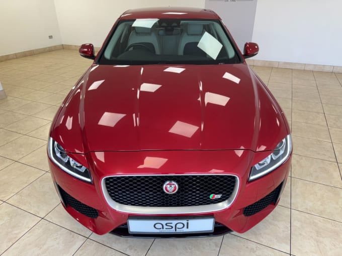 2017 Jaguar Xf