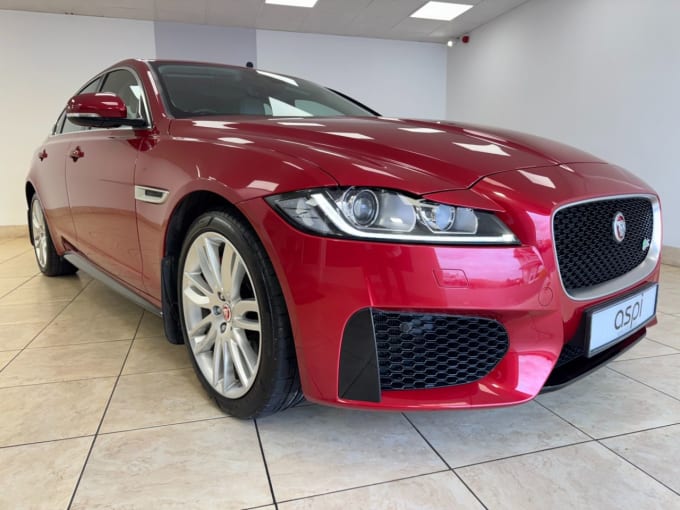 2017 Jaguar Xf