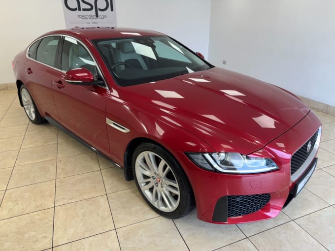 2017 Jaguar Xf