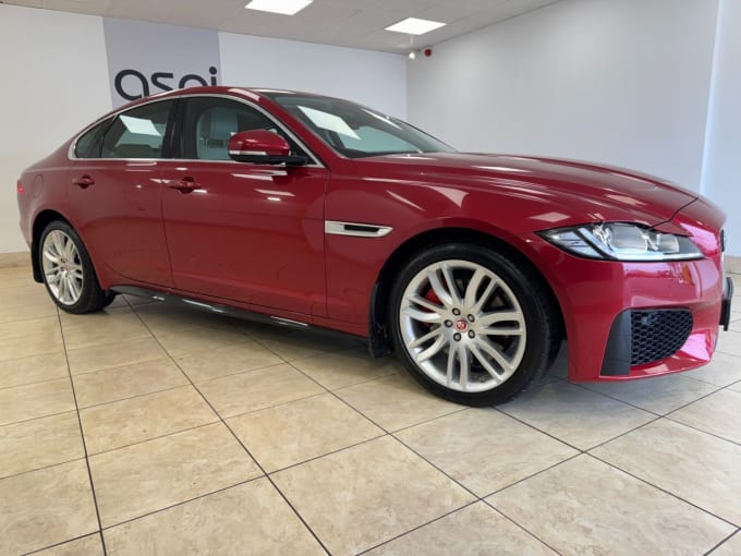 2017 Jaguar Xf