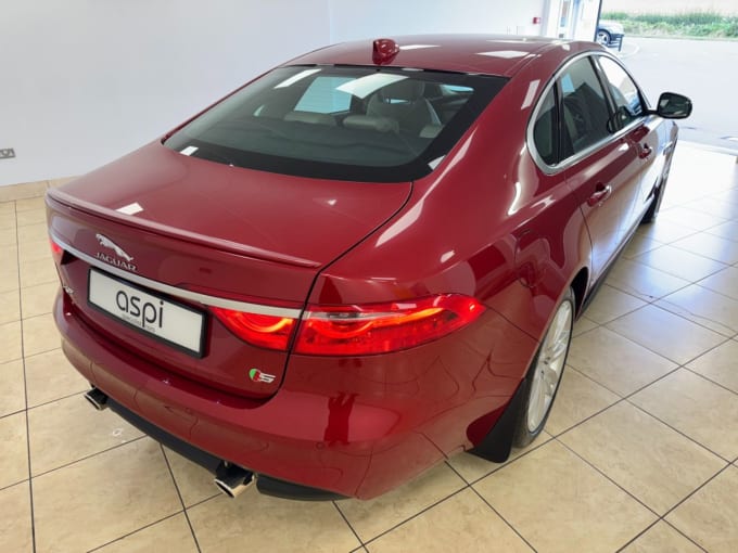 2017 Jaguar Xf