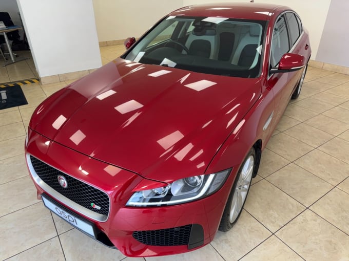 2017 Jaguar Xf