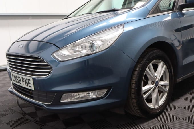 2025 Ford Galaxy