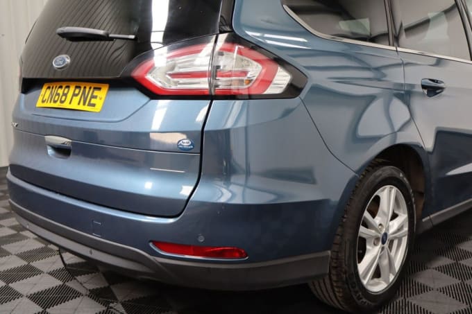 2025 Ford Galaxy