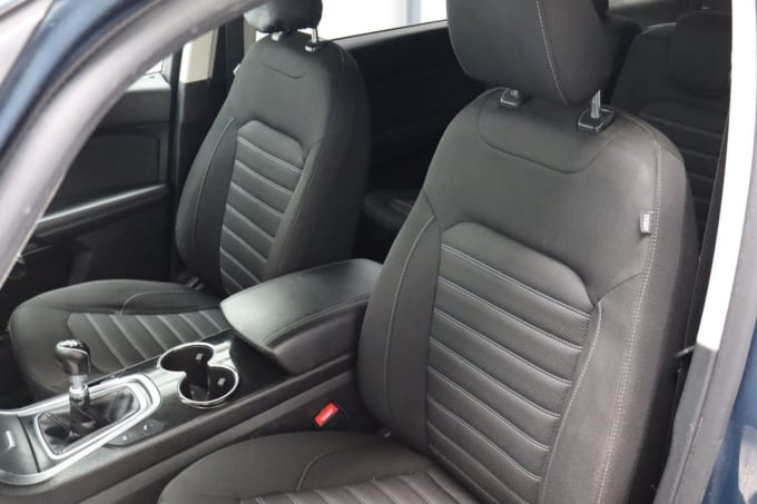 2025 Ford Galaxy
