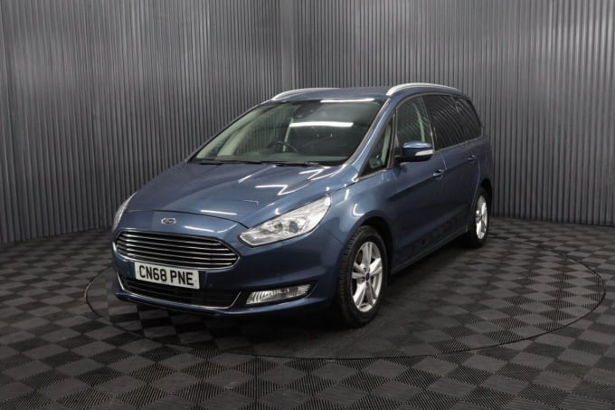 2025 Ford Galaxy